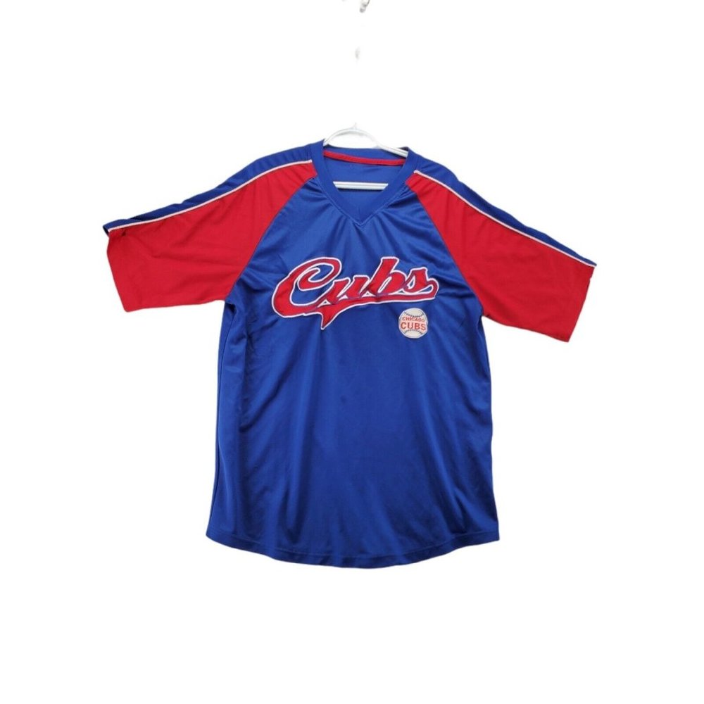 CHICAGO CUBS Shirt Men’s Short Sleeve V-Neck Blue Red Size Large